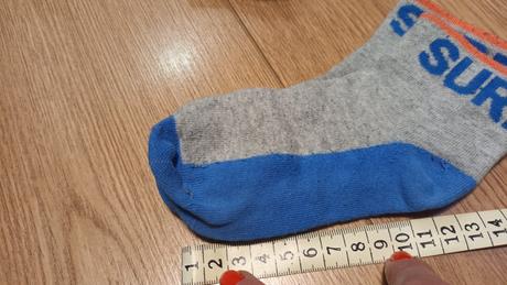 Členkove ponožky, 27