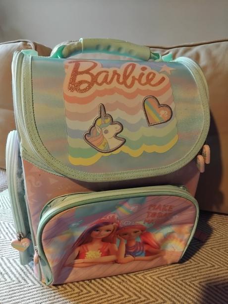 Školska taška barbie,