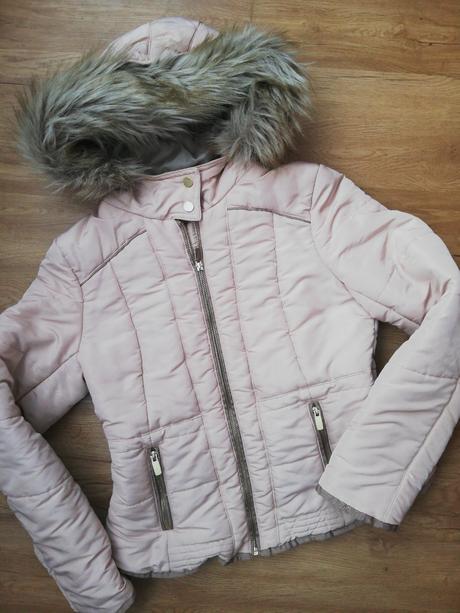 Vetrovka, reserved,38