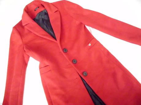 Italy sýta červená, pleas,m