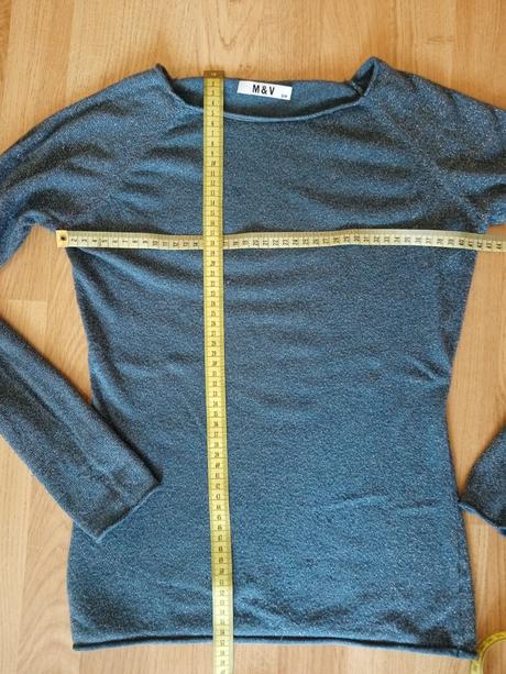 Svetrík so striebornou niťou, m