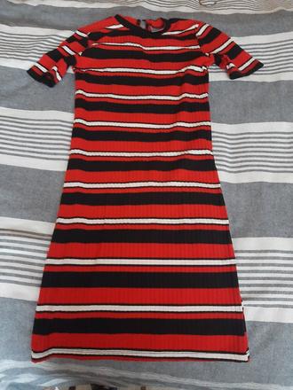 Pásikové šaty destination, 152