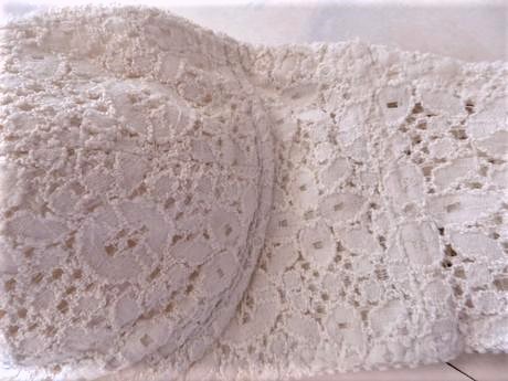 Krajková podprsenka bez ramienok, passionata,70a