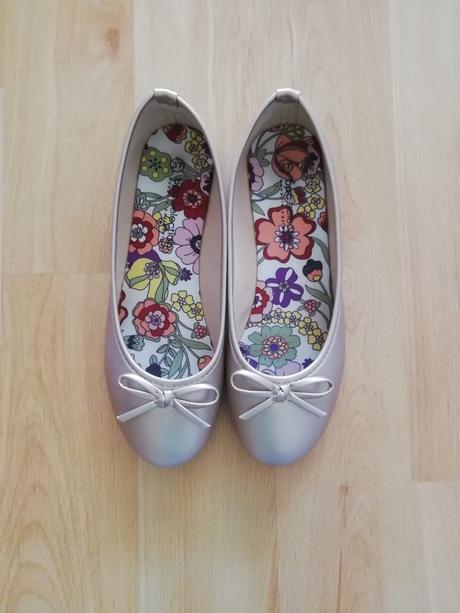 Zlaté baleríny, 37