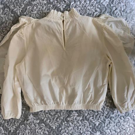 Blúzka s volánmi na rukávoch, bershka,s