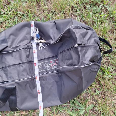 Rukávový obal na lyže audi,