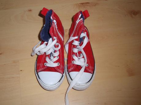 Kotnikove tenisky, 31