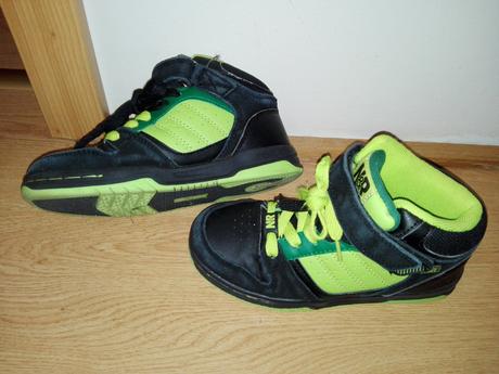 Prechodné botasky, 33