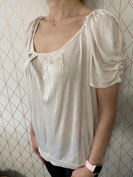 Tricko, atmosphere,42