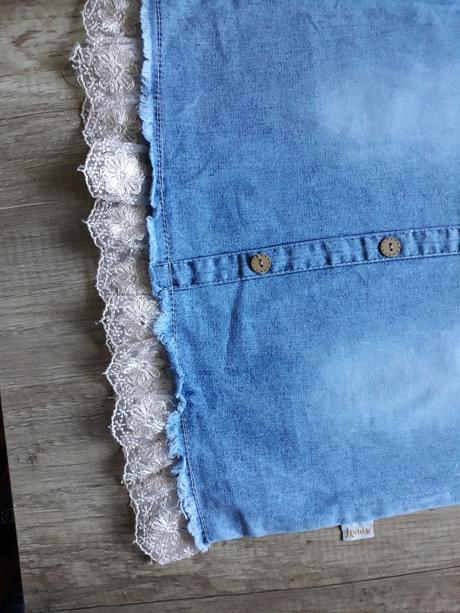 Rifľové šaty, 122