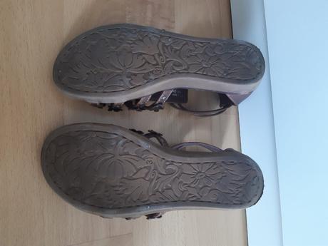 Sandálky, agaxy,31