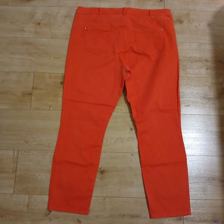 Červené elastické rifle s vysokým pásom, tchibo,48