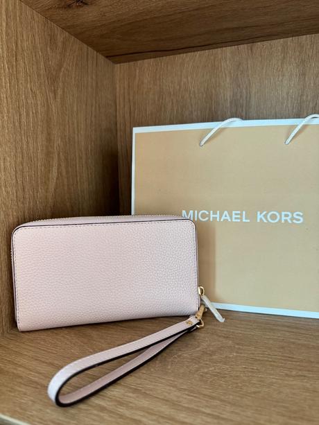 Michael kors kožená wristlet peňaženka, michael kors