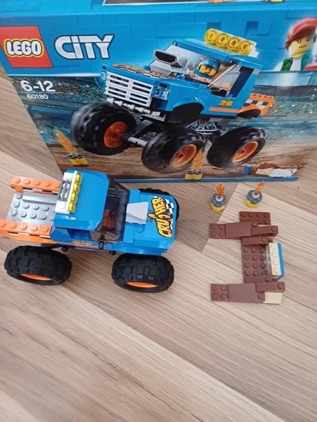 Lego city 60180, 