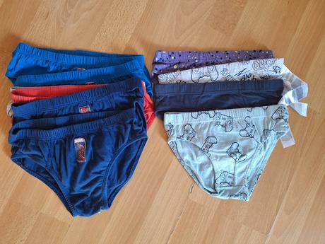 Slipy 140, sinsay,140