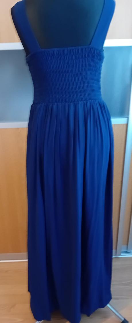 Spoločenské šaty, 