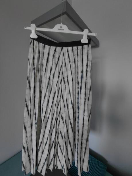 Cos plysovaná sukňa veľk.36, cos,s