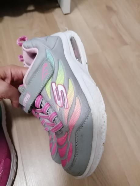 Skechers 32, skechers,32