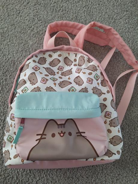 Batôžtek pusheen, pepco