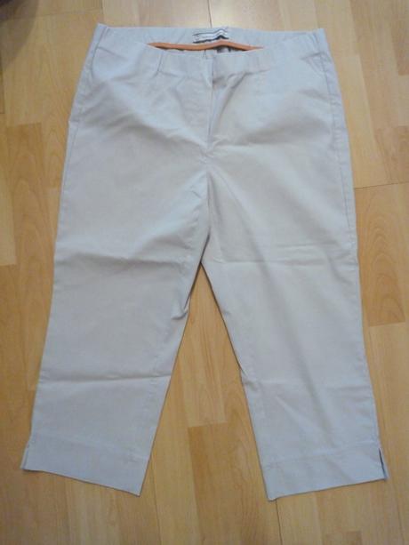 Béžové elastické trojštvrťové nohavice 44, 44