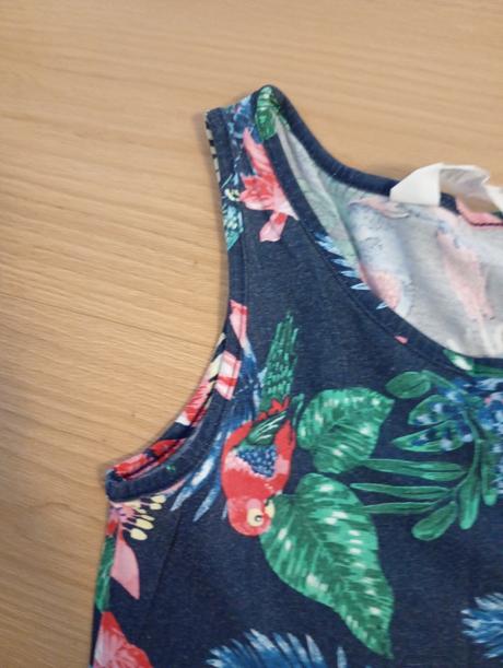 Papagájové šaty, h&m,140