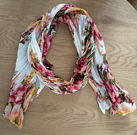 Dámska šatka, orsay