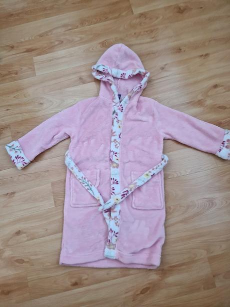 Dievčenský župan, lupilu,98