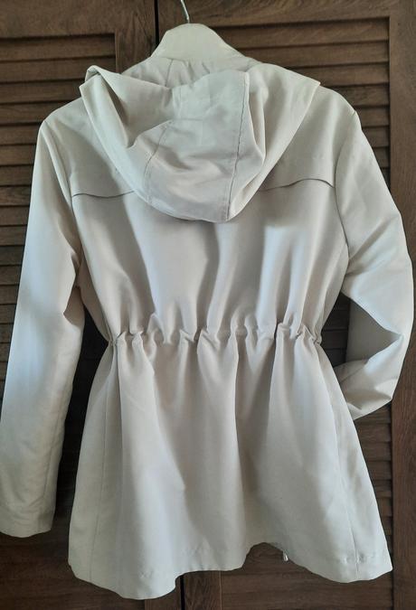 Dámsky krátky kabátik  veľ.36/38, amisu,s