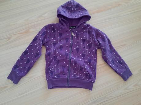 Mikina srdiecka 122, 122