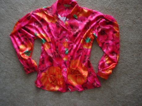 Úžasná dámska košeľa ola voga vel.s-m, s