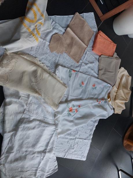 Luxusné kvalitné textilné prestieranie 4+4,