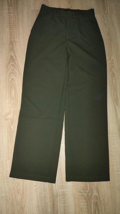 Tmavozelené nohavice, pull&bear,xs