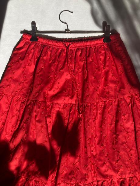 Krásna madeirová sukňa, 140