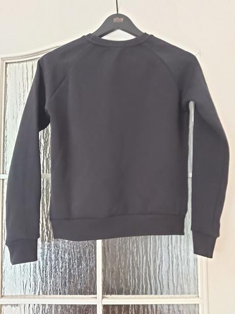 Čierna mikina., gate,34