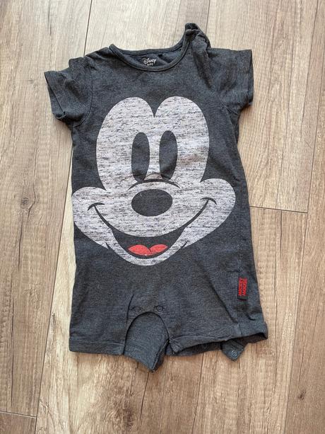 Overal next mickey mouse, next,80