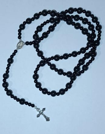 Ruženec s menom a dátumom e235, 