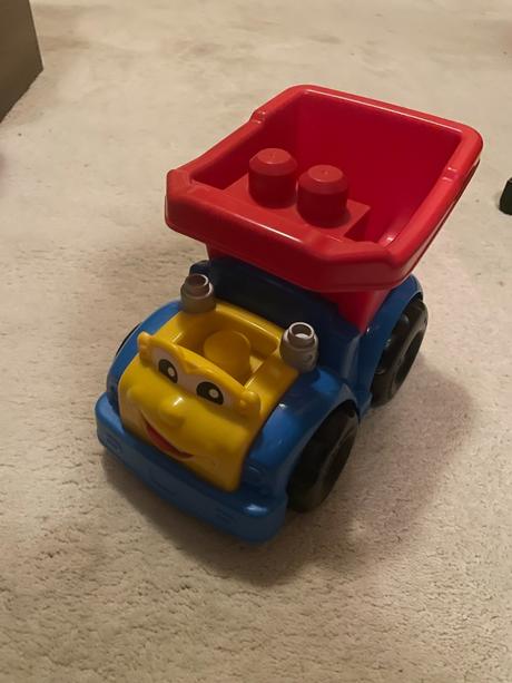 Autíčko ku stavebnici mega blocks, 