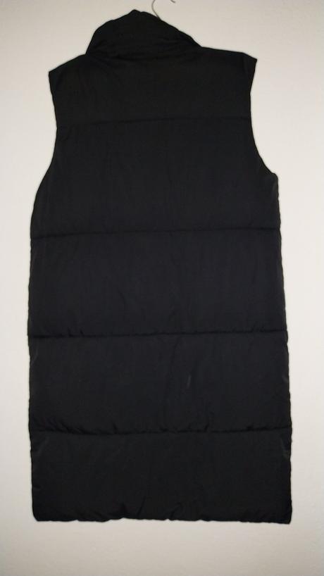 Dlhá čierna prešívaná vesta, amisu,m