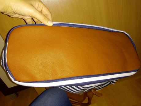 Námornícka taška s veľkými uškami,