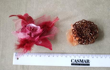 Brošne na kostým, kabát...,