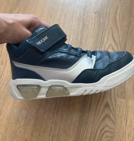 Geox blikajúce  tenisky 32, geox,32