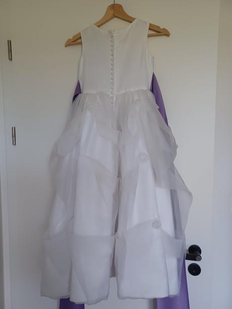 Šaty na prvé sväté prijímanie alebo svadbu, 134