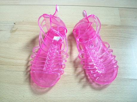 Gumové sandálky, 22