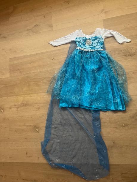 Elza saty velkost 122, 