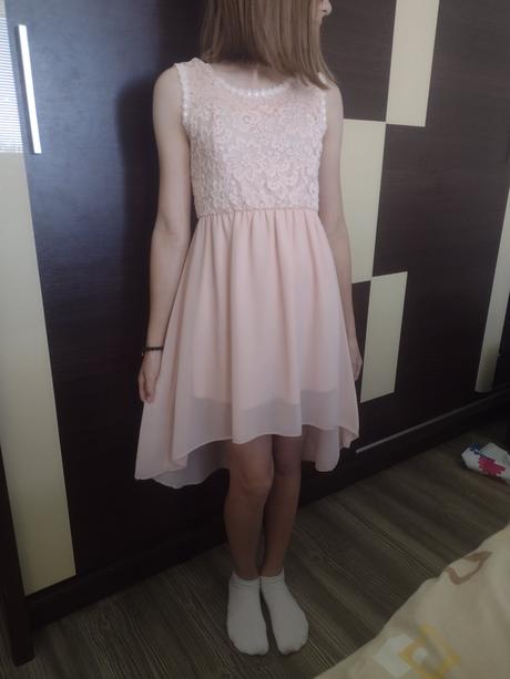 Krasne šaty 128/134, 128