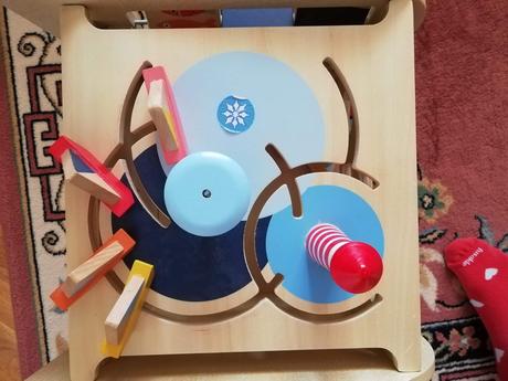 Drevené choditko velryba, 