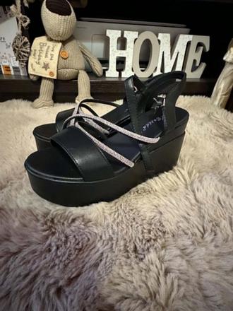 Stylove damske nove sandalky na platforme, 38