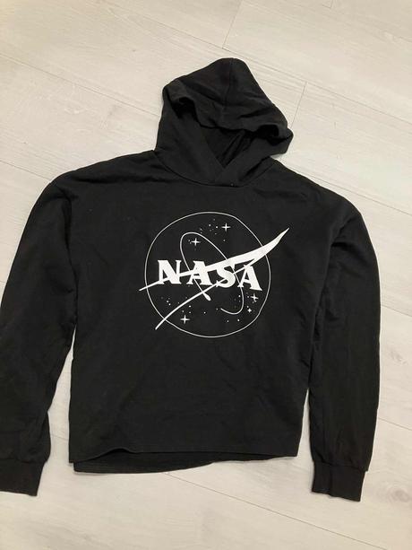 Vetrovka, reserved,146