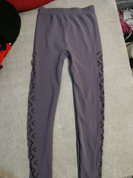 Športové legíny, s