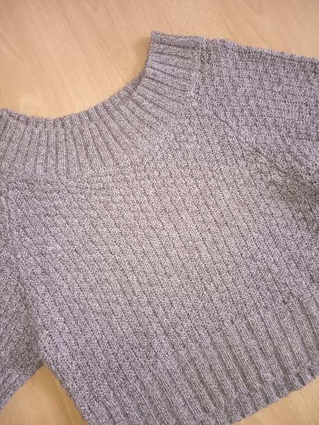 Upletovy crop top s/m, s